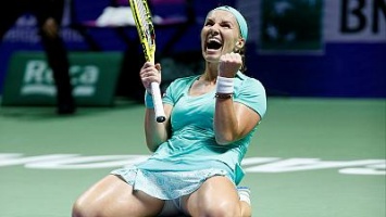 Итоговый турнир WTA: Светлана Кузнецова - первая полуфиналистка