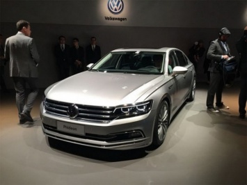 Флагманский седан Volkswagen Phideon вышел на рынок КНР