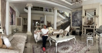 Анастасия Волочкова похвасталась роскошным особняком