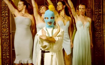 Pussy Riot выпустили новый клип Straight Outta Vagina