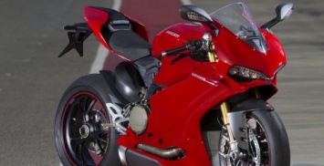 Стали известны подробности выхода самого мощного спортбайка от Ducati
