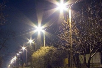 В Симферополе ремонтируют систему уличного освещения - первый этап работ должен быть завершен к декабрю
