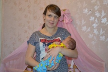 Заводчане поздравили новорожденных малышей (ФОТО)
