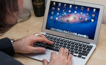 Apple сняла с продаж 11-дюймовые Macbook Air и мониторы Thunderbolt