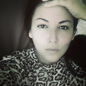 Ирина Дубцова показала в Instagram фото без макияжа
