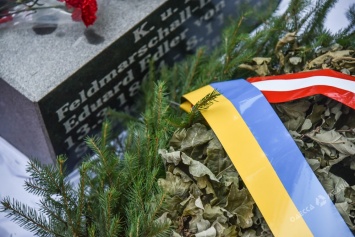 В Одессе открыли памятник знаменитому австрийскому генералу (фоторепортаж)