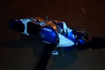 Выкрутасы: В Одессе разбился мотоциклист с пассажиром (ФОТО)