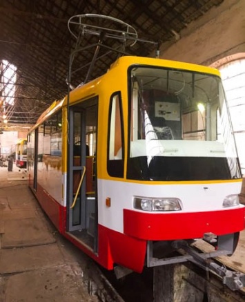 В Одессе третий низкопольный трамвай готов к перевозке пассажиров