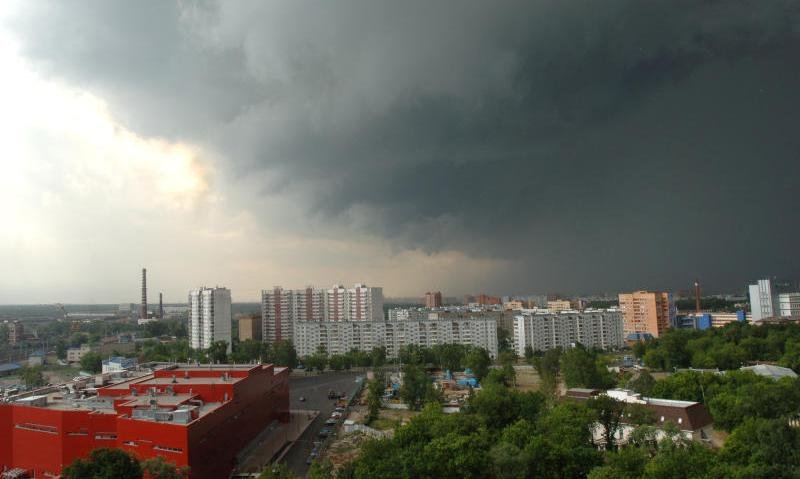 Гидрометцентр: На Москву надвигаются сильные ливни