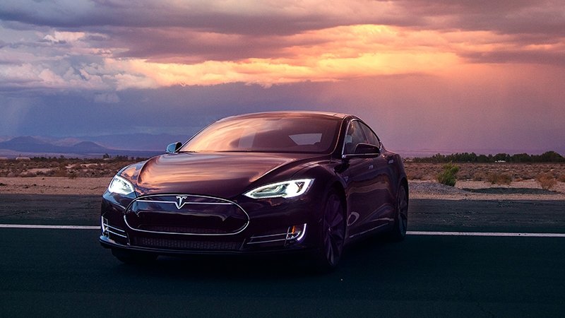 Компания Uber готова купить всю первую партию автомобилей Tesla