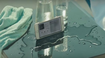 Реклама стереодинамиков и водонепроницаемого корпуса в Apple iPhone 7