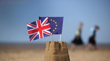 Британцы хотят остаться в ЕС - опрос