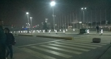 Аэропорт Стамбула возобновил работу после стрельбы