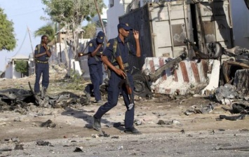 В Сомали в результате взрыва у здания парламента погибли двое военных