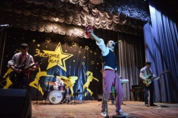 В Доброполье состоялся финал масштабного талант-шоу "Звездное поле" (ФОТО, ВИДЕО)