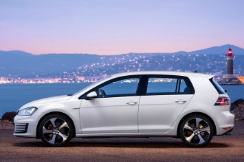 Volkswagen представит новое поколение Golf в ноябре