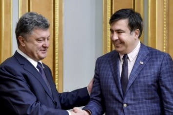 Саакашвили ушел не сам, - политолог