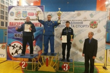 Северодонецкая команда в Кубке области по пауэрлифтингу вошла в тройку победителей (ФОТО)