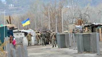 Силы АТО пока не будут выходить из Станицы Луганской