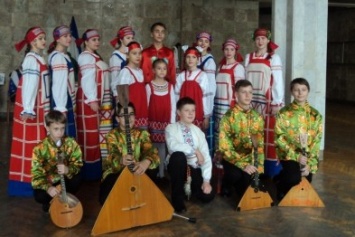 В Ялтинском центре культуры состоялся II Региональный фестиваль национальных культур Крыма «Венок дружбы»