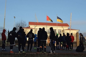 Запорожская детская футбольная школа призывает Александра Богуслаева вернуть футбольные поля детям