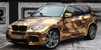 "Уезжаю в Магадан": Эрик Давидыч выставил свой BMW на продажу