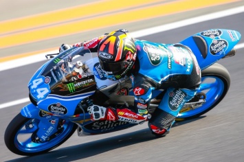 Арон Канет усложнил задачу лидерам Moto3, взяв поул Гран-При Валенсии