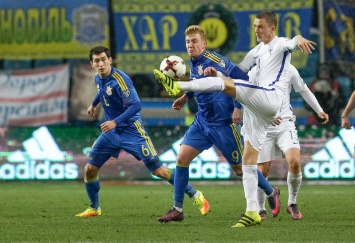 Футбол: Сборная Украины обыграла финнов со счетом 1:0