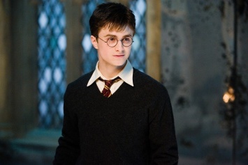 Ученые: Чтение книг о Гарри Поттере улучшает отношение к иммигрантам