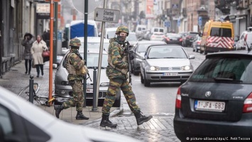 Глава МВД Бельгии прогнозирует возвращение исламистов в Европу