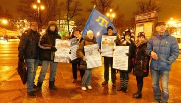 Коалиция «Демократический Петербург» начала акцию в поддержку крымских татар