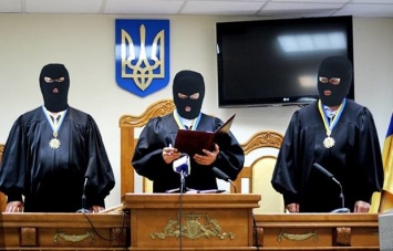 Из-за рейдерского захвата Житомирской кондфабрики судей проверит НАБУ и ВСЮ