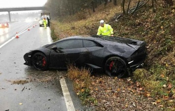 Форвард Лестера разбил Lamborghini