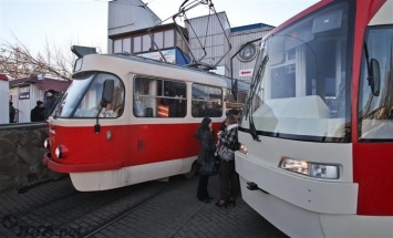В Киеве в районе Лукьяновки парализовано движение трамваев