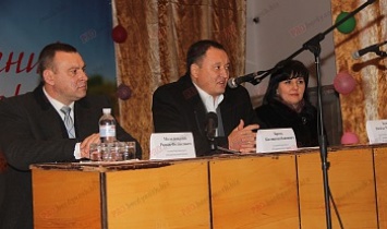 Губернатор рассказал жителям Осипенковской громады о важности децентрализации