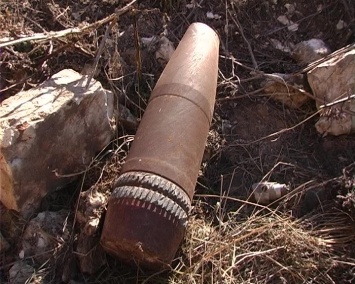 Житель ОРЛО обнаружил у себя на участке бомбу весом более ста килограмм