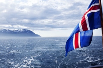 Исландия подала в суд на свое название