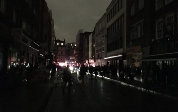 Жителям Лондона массово отключили электричество
