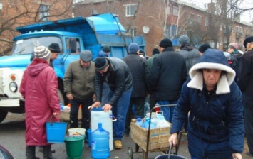 В Донецкой области в результате обстрелов жители Торецка остались без воды