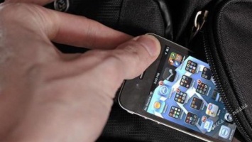 Одесский полицейский охраны в выходной задержал вора мобильных телефонов