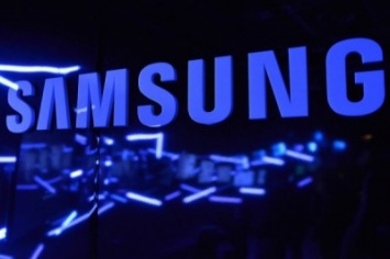 В виртуальном помощнике Samsung Galaxy S8 будут женский и мужской голоса