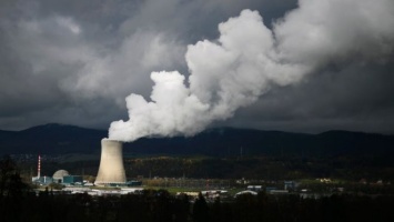 В Швейцарии проходит референдум о досрочном закрытии АЭС