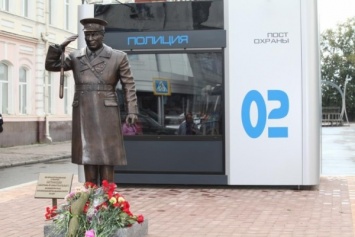 Томский скульптор удостоился благодарности МВД за «дядю Колю»