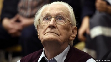 Верховный суд ФРГ признал законным приговор "бухгалтеру Освенцима"