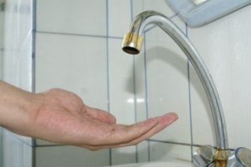 В Мариуполе в жилом доме шестые сутки нет воды