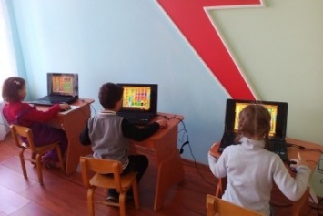 Как авдеевские малыши на занятия по компьютерной грамотности ходили (ФОТООТЧЕТ)