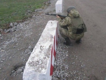 На КПВВ под Мариуполем пограничники тренировались отражать наступление террористов