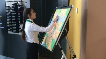 В аэропорту Екатеринбурга появилась уникальная карта для слепых