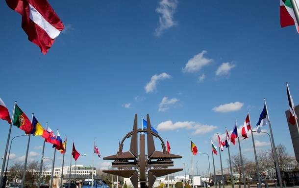 Украина должна готовится к худшему сценарию на Донбассе - НАТО