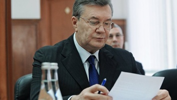 Суд завершил видеодопрос Януковича, тот заявил о готовности к сотрудничеству